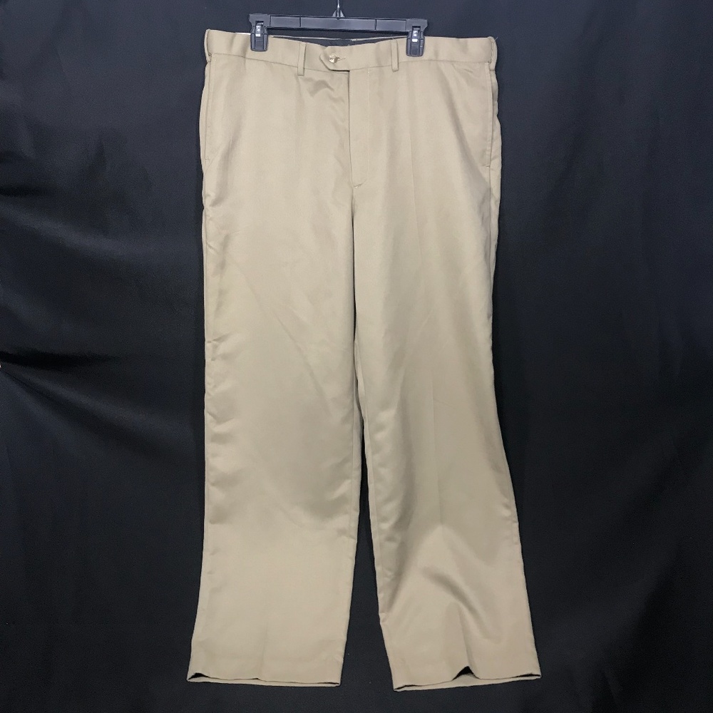 Croft and Barrow Mens Khaki Pant size 38 x 32